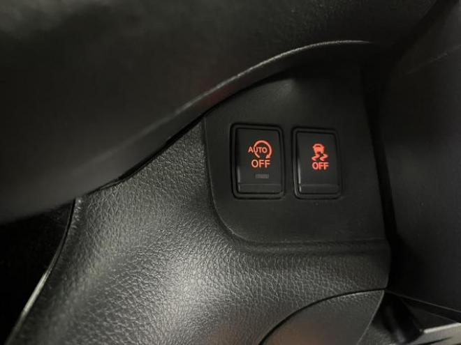セレナハイウェイスター　アドバンス　セーフティＰＫＧ　本州仕入　禁煙車　寒冷地仕様　フリップダウンモニター　アルパインナビ　地デジ　ＤＶＤ再生　Ｂｌｕｅｔｏｏｔｈオーディオ　バックカメラ　エンジンスターター　衝突軽減システム　車線逸脱警報　前後ソナー 4WD 2000 5Dr
