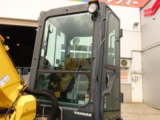 ホイールローダヤンマー　VIO45-6A　バケット容量0.18m3 