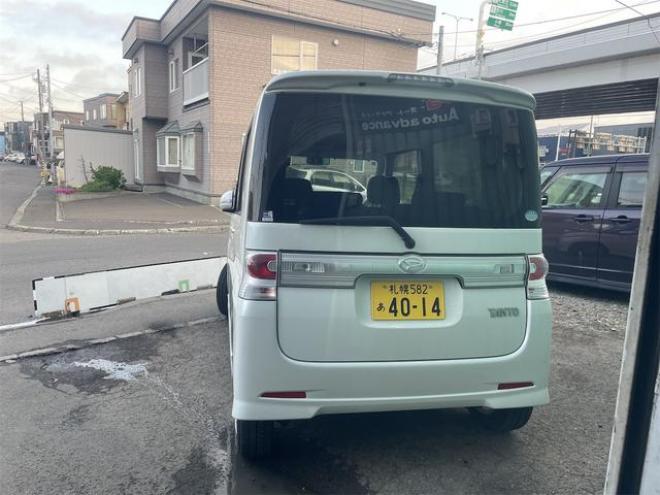 タントカスタムＲＳ　４ＷＤ　２２周年記念大幅　値　下ゲ　中スペシャル！　　ＨＩＤ　ターボ　パワースライド　ナビ　ＴＶ　ＭＯＭＯステ　四駆 4WD 660 5Dr