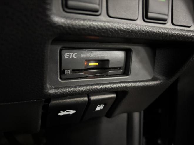 エクストレイル２０Ｘ　ブラックエクストリーマＸ　本州仕入　禁煙車　寒冷地仕様　パワーバックドア　全方位アラウンドビューモニター　社外１７インチＡＷ　純正１７ＡＷ＋スタッドレスタイヤ付　純正ナビ　フルセグ地デジ　ＤＶＤ再生　Ｂｌｕｅｔｏｏｔｈ対応 4WD 2000 5Dr