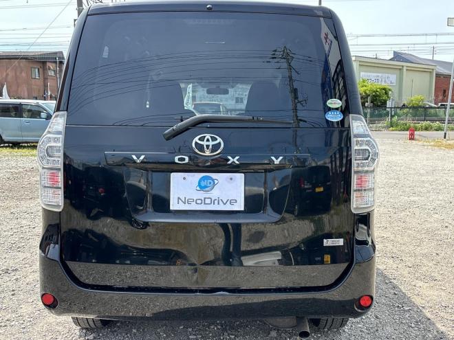 ヴォクシー2.0X Lエディション 4WD　ローンが不安な方＜優遇ローン＞1年保証　片側パワースライドドア 