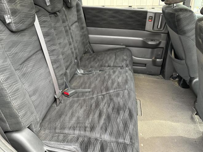 ステップワゴン2.0G 4WD　ローンが不安な方＜優遇ローン＞1年保証　両側スライドドア　社外オーディオ