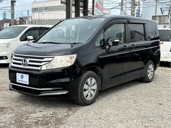 ステップワゴン2.0G 4WD　ローンが不安な方＜優遇ローン＞1年保証　両側スライドドア　社外オーディオ
