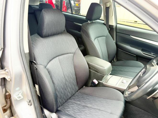レガシィツーリングワゴン2.5i Sスタイル 4WD　ローンが不安な方＜優遇ローン＞本州仕入 1年保証　純正ナビ　フルセグTV 