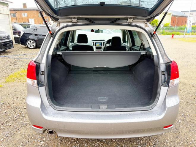レガシィツーリングワゴン2.5i Sスタイル 4WD　ローンが不安な方＜優遇ローン＞本州仕入 1年保証　純正ナビ　フルセグTV 