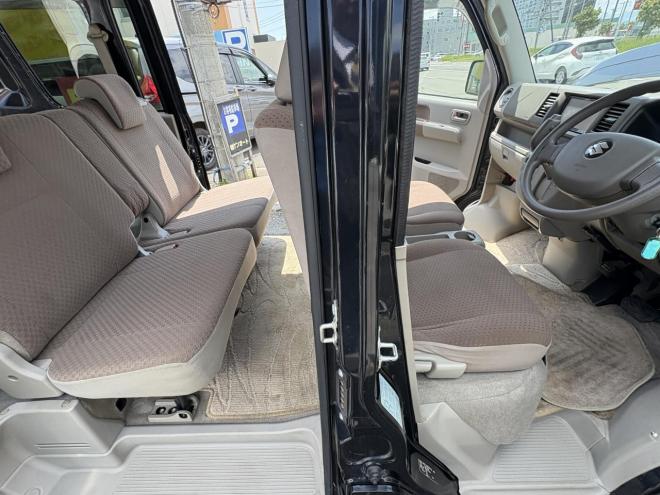 エブリイEVERY VAN 4WD JION TURBO本州仕入　寒冷地仕様　リアヒーター　TURBO ブルートゥースフルセグナビ　格納ミラーETC　エンジンオイル交換　全磨き済　スタットレス付 4WD 660 5Dr