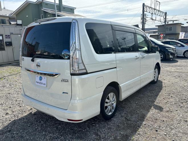 セレナ2.0HスターVセレクション+Safety 4WD　ローンが不安な方＜優遇ローン＞本州仕入　1年保証　両側パワースライドドア 