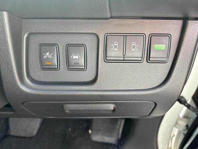 セレナ2.0HスターVセレクション+Safety 4WD　ローンが不安な方＜優遇ローン＞本州仕入　1年保証　両側パワースライドドア 