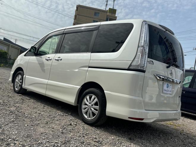 セレナ2.0HスターVセレクション+Safety 4WD　ローンが不安な方＜優遇ローン＞本州仕入　1年保証　両側パワースライドドア 