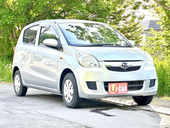 ミラX 4WD 65000km タイミングチェーン車　ABS キーレス　CD 夏冬タイヤ 4WD 660 5Dr