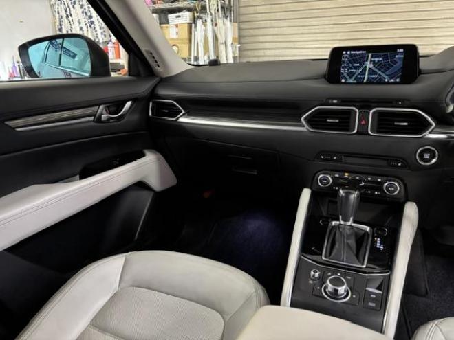 CX-5ＸＤ　Ｌパッケージ　本州仕入　寒冷地仕様　禁煙車　ヘッドアップディスプレイ　レーダークルーズ　純正１９インチＡＷ　社外１７ＡＷ＋スタッドレスタイヤ付　パワートランク　ドライブレコーダー　ルーフＢＯＸ　ドライブレコーダー 4WD 2200 5Dr
