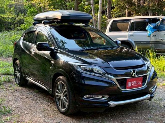ヴェゼル1.5 ハイブリッド Z ホンダセンシング 4WD　クルーズコントロール　パワステ　パワーウィンドウ　エアコン　純正ナビ　バックカメラ　純正アルミホイール　ABS　キーレスエントリー　パドルシフト　シートヒーター　パワーシート 1500