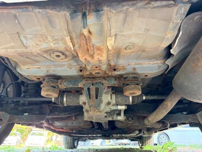 ヴェゼル1.5 ハイブリッド Z ホンダセンシング 4WD　クルーズコントロール　パワステ　パワーウィンドウ　エアコン　純正ナビ　バックカメラ　純正アルミホイール　ABS　キーレスエントリー　パドルシフト　シートヒーター　パワーシート 1500
