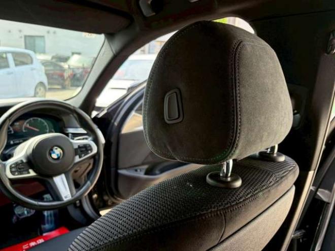 BMW5シリーズツーリング 523d xドライブ Mスピリット ディーゼルターボ　フルセグTV　ナビ　全方位カメラ　パワステ　パワーウィンドウ　ETC　エアコン　記録簿　キーレスエントリー　アルミホイール　ドライブレコーダー　パワーバックドア 正規輸入車 4WD 2000