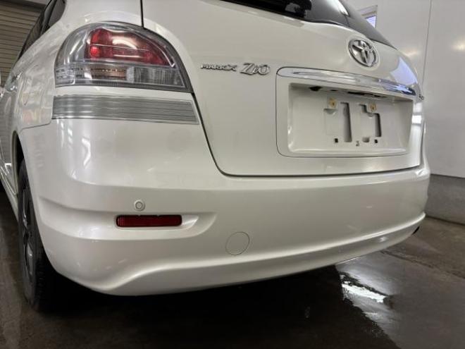 マークXジオエアリエル　寒冷地仕様　禁煙車　社外１６インチＡＷ　社外１６ＡＷ＋スタッドレスタイヤ付　純正ナビ　フルセグ地デジ　Ｂｌｕｅｔｏｏｔｈオーディオ　バックカメラ　ドライブレコーダー　ＨＩＤヘッドライト　横滑り防止装置 4WD 2400 5Dr
