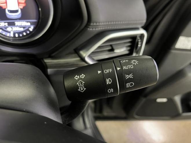 CX-5ＸＤ　Ｌパッケージ　本州仕入　寒冷地仕様　禁煙車　ヘッドアップディスプレイ　レーダークルーズ　車線逸脱警報　純正１９インチＡＷ　社外１７ＡＷ＋スタッドレスタイヤ付　パワートランク　純正ブラックレザーシート　ＥＴＣ　ＡＵＸ 4WD 2200 5Dr