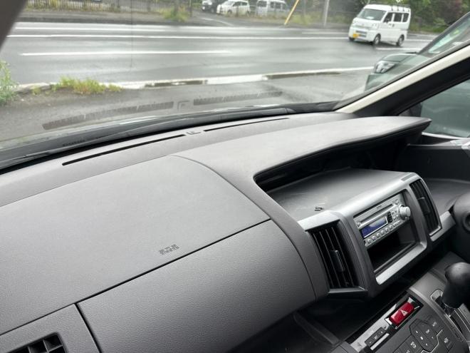 ステップワゴン2.0G Lパッケージ 4WD　ローンが不安な方＜優遇ローン＞　寒冷地仕様　社外ナビ　両側パワースライド 4WD 2000 5Dr