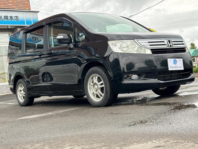 ステップワゴン2.0G Lパッケージ 4WD　ローンが不安な方＜優遇ローン＞　寒冷地仕様　社外ナビ　両側パワースライド 4WD 2000 5Dr