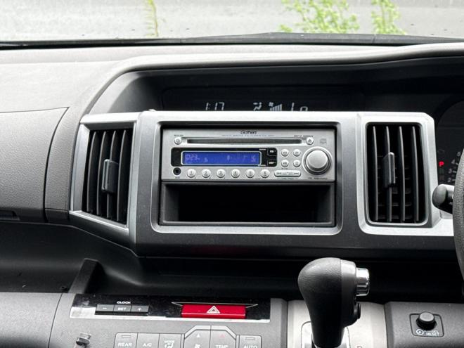 ステップワゴン2.0G Lパッケージ 4WD　ローンが不安な方＜優遇ローン＞　寒冷地仕様　社外ナビ　両側パワースライド 4WD 2000 5Dr