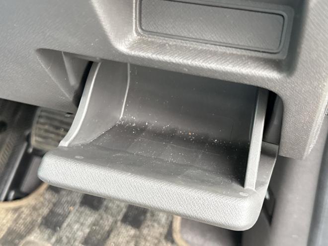 ステップワゴン2.0G Lパッケージ 4WD　ローンが不安な方＜優遇ローン＞　寒冷地仕様　社外ナビ　両側パワースライド 4WD 2000 5Dr