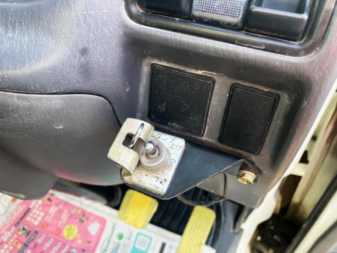 ボンゴトラック中古　ダンプ　4WD　小型トラック 4WD