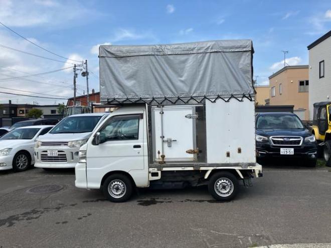 サンバートラック 　４ＷＤ　エアコン　パワステ　パワーウインドウ　コンテナ幌車　ハイルーフ幌車 4WD 660 2Dr