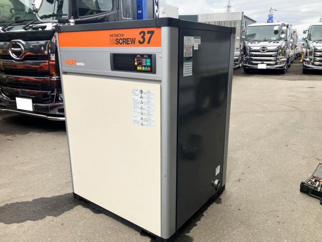 コンプレッサー日立　中古　スクリューコンプレッサー　OSP-37M5ARN 三相200V　