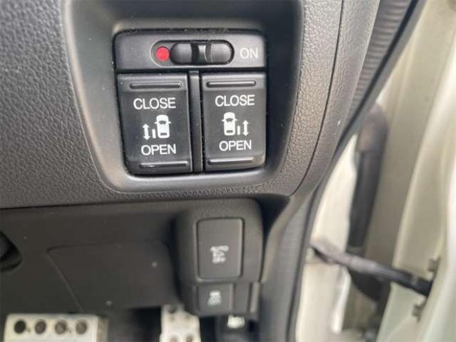 N-BOXG ターボLパッケージ 4WD　後期モデル　22周年記念大幅　値　下ゲ　中スペシャル! 660