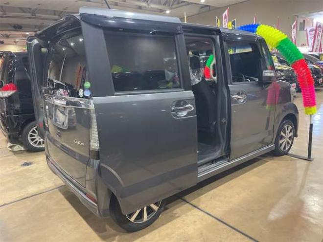 N-BOXカスタムG Lパッケージ 4WD　22周年記念大幅　値　下ゲ　中スペシャル!　シートヒーター　ナビTV 660