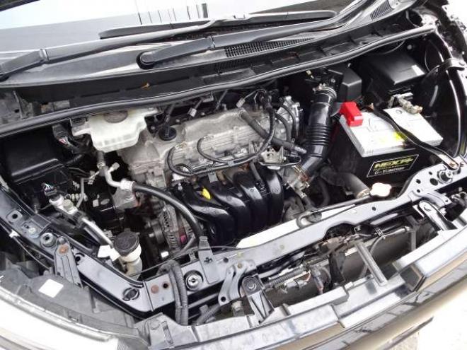 ヴォクシー2.0 V 4WD　保証1年/走行距離無制限　4WD　両側パワースライドドア　ALPINE　BIGX　9型ナビ　地デジ　バックカメラ　Bluetooth接続　フリップダウンモニター　オートマチックハイビーム　前後ドライブレコーダー　冬タイヤ付き 2000