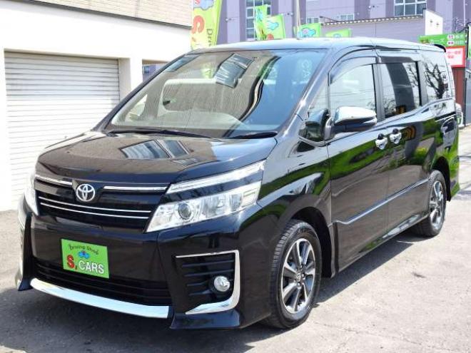 ヴォクシー2.0 ZS 煌 4WD　本州車　保証1年/走行距離無制限　4WD　ワンオーナー　　両側パワースライドドア　純正ナビ　地デジ　バックカメラ　Bluetooth接続　フリップダウンモニター　LEDヘッドライト　ビルトインETC　冬タイヤ付き 2000