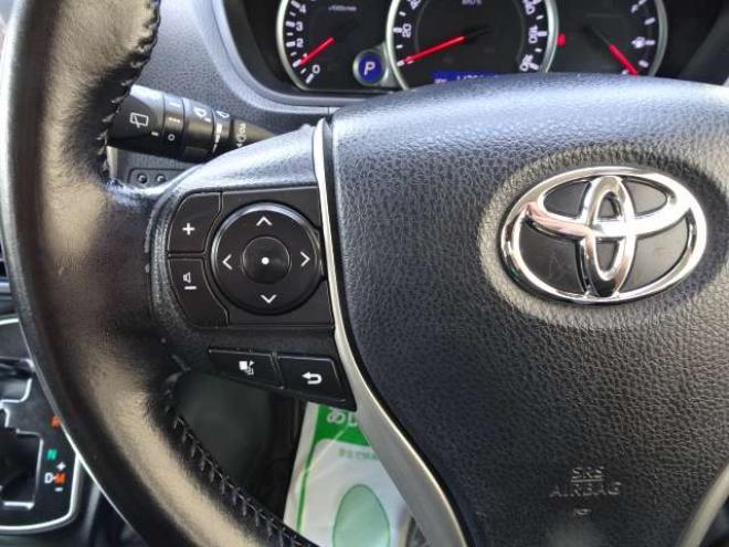 ヴォクシー2.0 ZS 煌 4WD　本州車　保証1年/走行距離無制限　4WD　ワンオーナー　　両側パワースライドドア　純正ナビ　地デジ　バックカメラ　Bluetooth接続　フリップダウンモニター　LEDヘッドライト　ビルトインETC　冬タイヤ付き 2000
