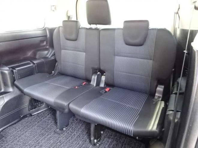 ヴォクシー2.0 ZS 煌 4WD　本州車　保証1年/走行距離無制限　4WD　ワンオーナー　　両側パワースライドドア　純正ナビ　地デジ　バックカメラ　Bluetooth接続　フリップダウンモニター　LEDヘッドライト　ビルトインETC　冬タイヤ付き 2000