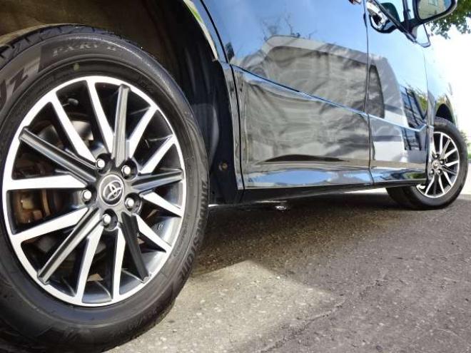 ヴォクシー2.0 ZS 煌II 4WD　本州車　保証1年/走行距離無制限　4WD　トヨタセーフティセンス　両側パワースライドドア　純正ナビ　ビルトインETC　LEDヘッドライト　純正16インチアルミホイール アイドリングストップ　スマートキー　冬タイヤ付 2000