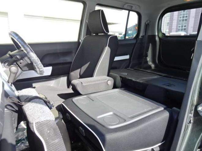ハスラーX 4WD　保証1年/走行距離無制限　4WD　レーダーブレーキシステム　ヒルディセントコントロール　社外ナビ　TV　アイドリングストップ　シートヒーター　プッシュスタート　スマートキー　HID　ミラーヒーター　冬タイヤ付き 660