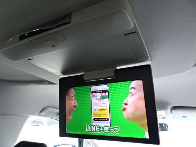 アルファード2.5 S Aパッケージ 4WD　本州車　保証1年/走行距離無制限　4WD　両側パワースライドドア　プリクラッシュセーフティ 純正9型ナビ 地デジ　バックカメラ　Bluetooth接続　フリップダウンモニター　ブレーキホールド　純正18AW　冬タイヤ付属 2500