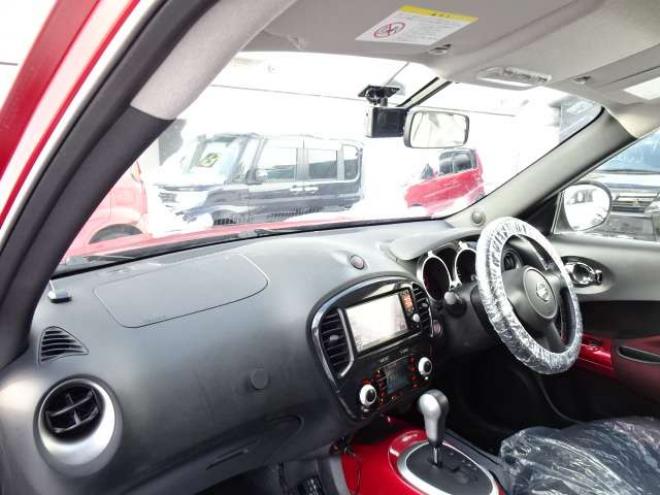 ジューク1.6 16GT FOUR タイプV 4WD　保証1年/走行距離無制限　切替4WD　純正ナビ　地デジ　バックカメラ　純正エンジンスターター　インテリジェントキー　プッシュスタート　冬タイヤ付属 1600