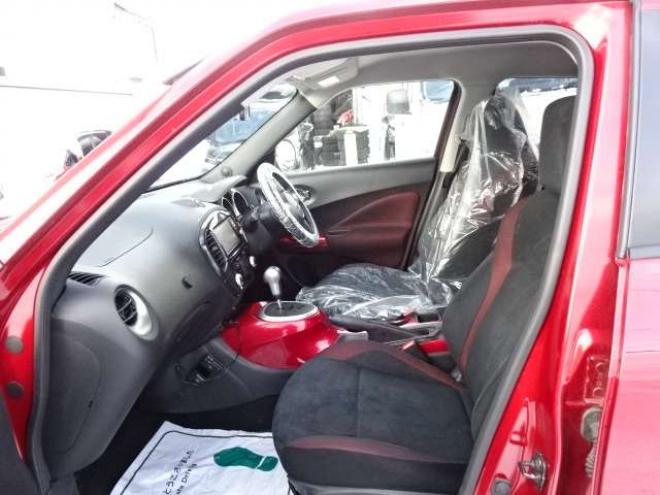 ジューク1.6 16GT FOUR タイプV 4WD　保証1年/走行距離無制限　切替4WD　純正ナビ　地デジ　バックカメラ　純正エンジンスターター　インテリジェントキー　プッシュスタート　冬タイヤ付属 1600