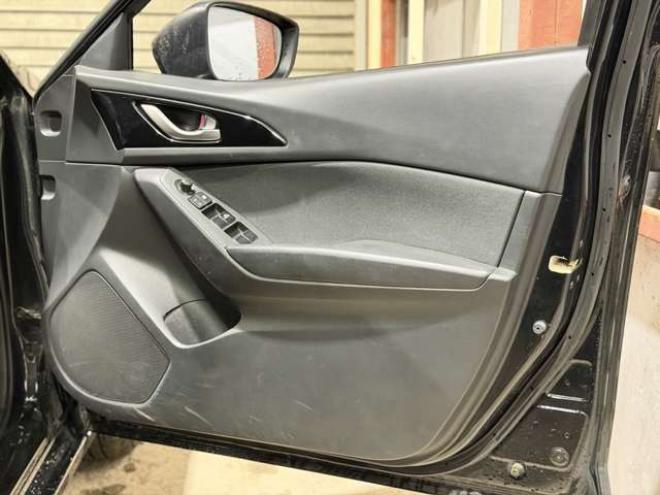 アクセラスポーツ1.5 15S 4WD　防錆塗装4WDナビBカメ 1500