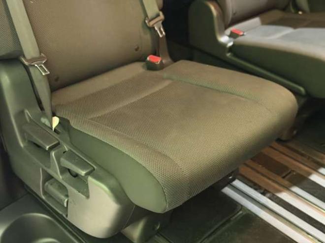セレナ2.0 XV 4WD　防錆塗装4WDTVナビBカメETCドラレコ 2000