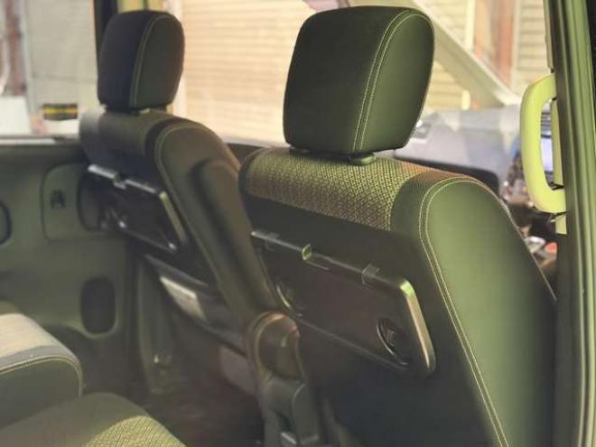 セレナ2.0 ハイウェイスター Vセレクション+Safety 4WD　防錆塗装4WDTVナビBカメETC 2000
