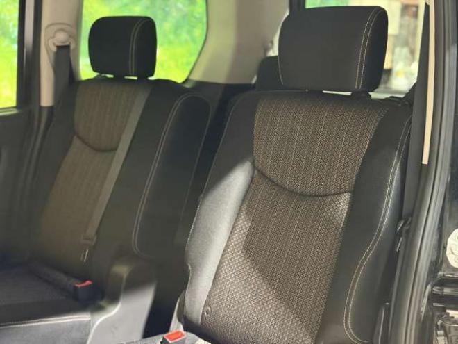 セレナ2.0 ハイウェイスター Vセレクション+Safety 4WD　防錆塗装4WDTVナビBカメETC 2000