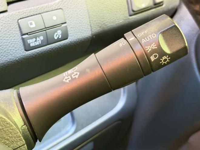 セレナ2.0 ハイウェイスター Vセレクション+Safety 4WD　防錆塗装4WDTVナビBカメETC 2000