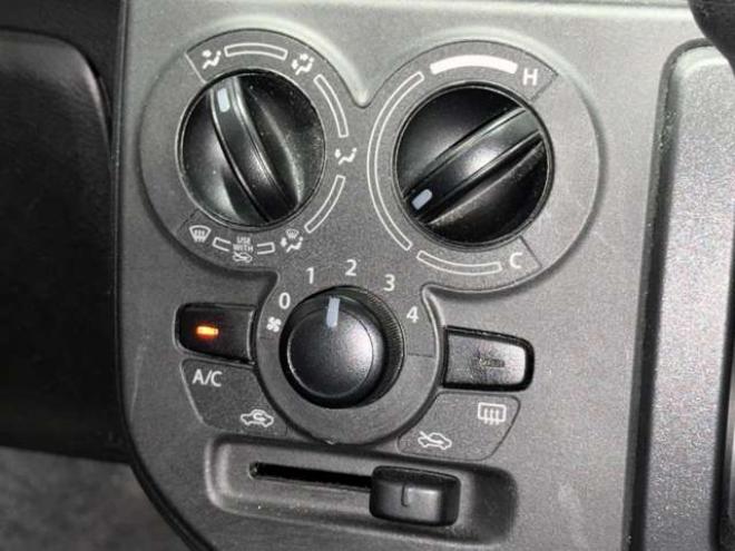 アルトL 4WD　防錆塗装4WDキーレスCD積込タイヤ 660