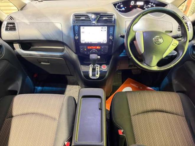 セレナ2.0 ハイウェイスター アドバンストセーフティ パッケージ 4WD　防錆塗装4WDTVナビBカメエンスタドラレコ 2000