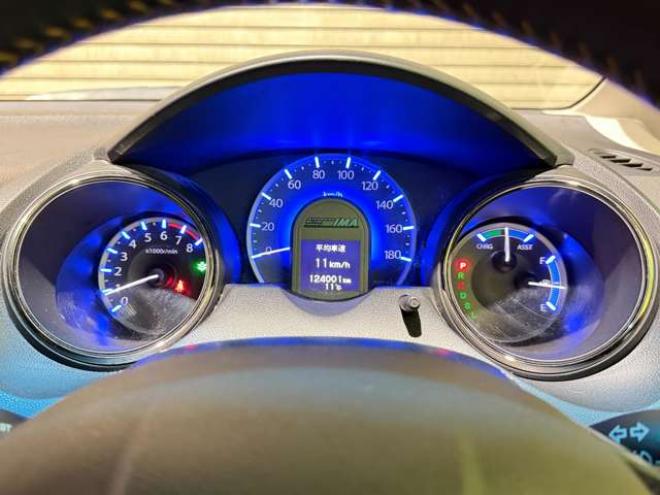 フィットシャトルハイブリッド1.3　防錆塗装TVナビBカメETCドラレコ 2WD 1300