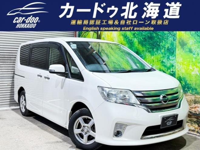 セレナ2.0 ハイウェイスター Vセレクション 4WD　防錆塗装4WDTVナビETC積込タイヤ 2000