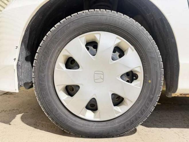 フリード1.5 G ジャストセレクション 4WD　防錆塗装4WDTVナビETC 1500