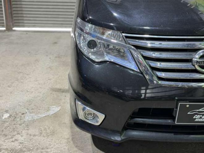 セレナ2.0 ハイウェイスター 4WD　防錆塗装4WDTVナビBカメエンスタETC後席モニタ 2000