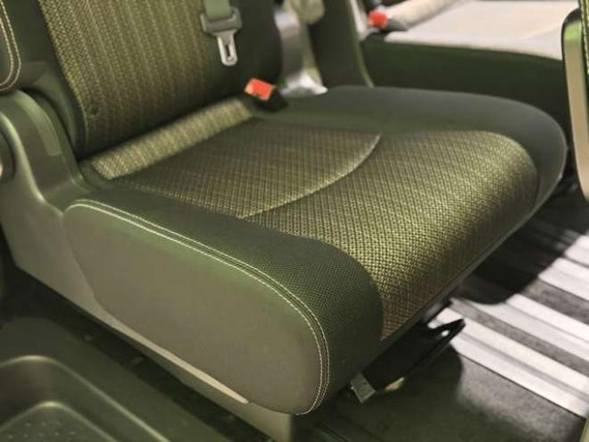 セレナ2.0 ハイウェイスター Vセレクション+Safety 4WD　防錆塗装4WDTVナビBカメエンスタETCドラレコ積込タイヤ 2000
